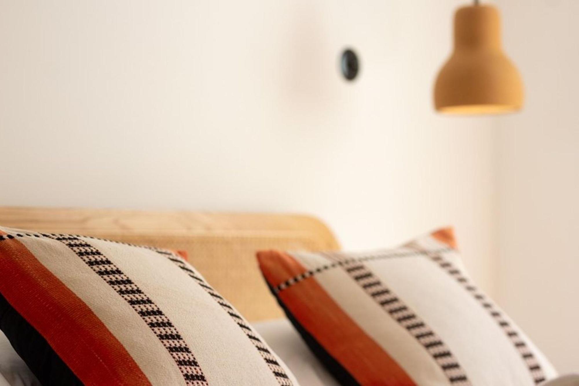 1bdr With Terrace And View By Lovelystay