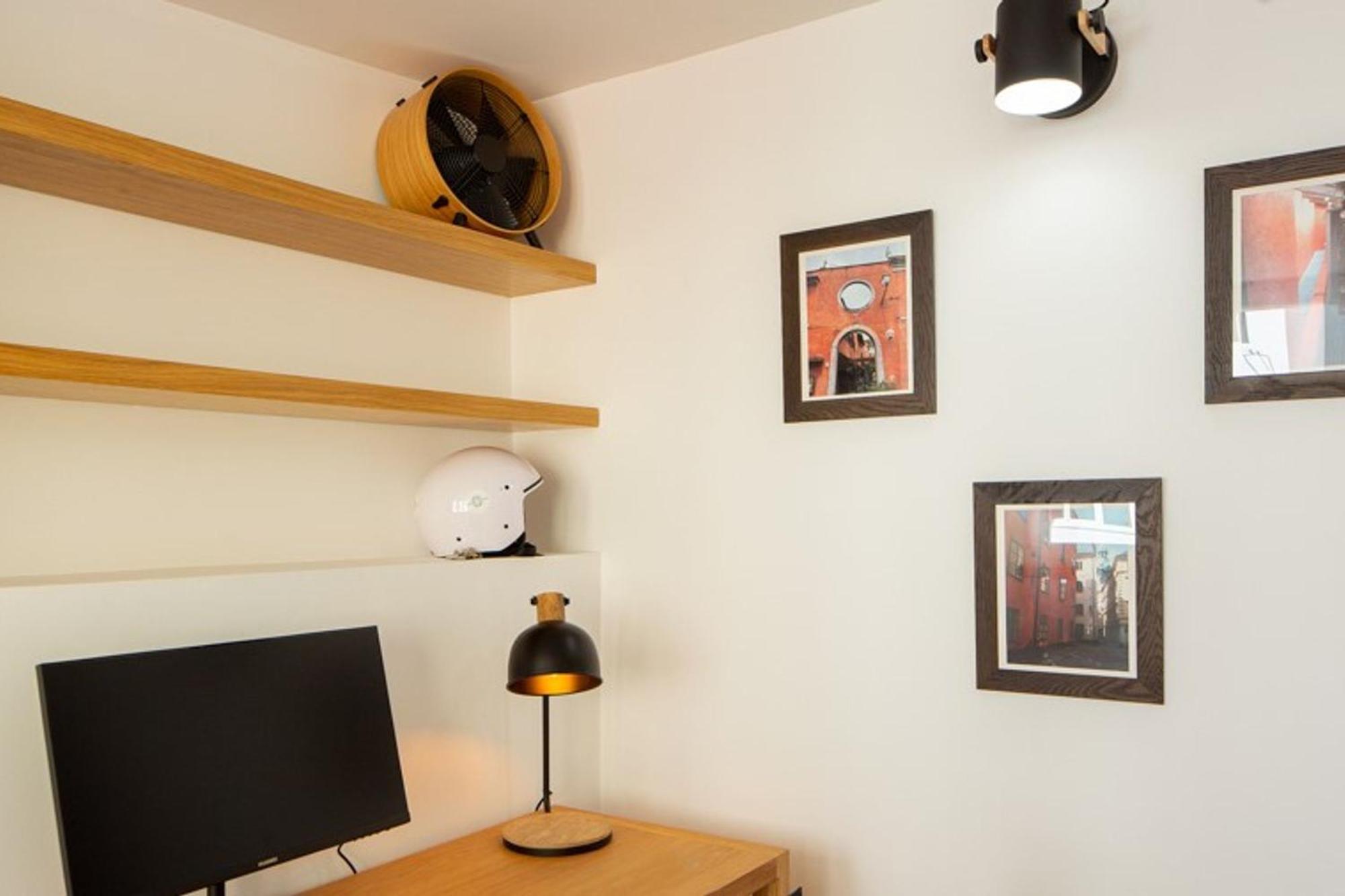 Apartment 1bdr With Terrace And View By Lovelystay